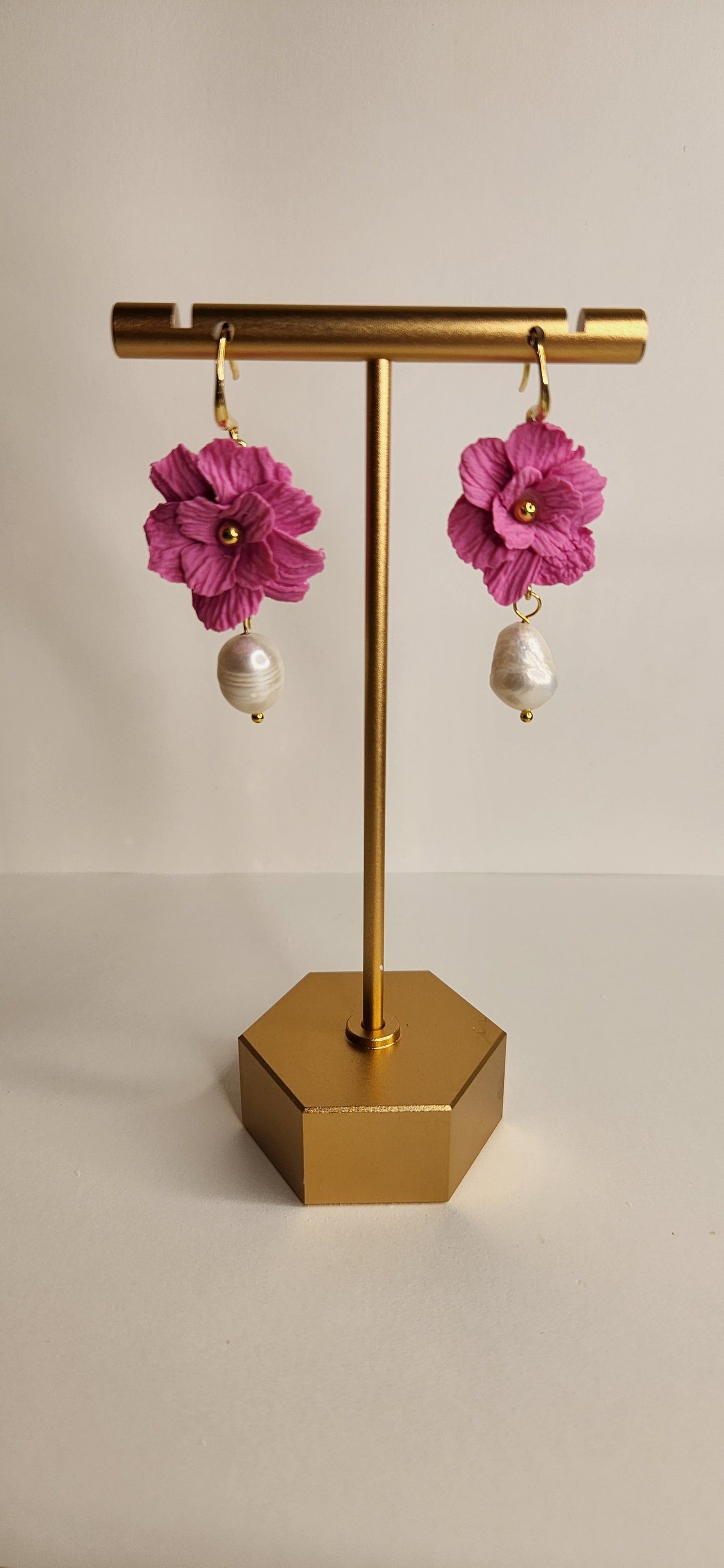 Flower Dangles with Pearl