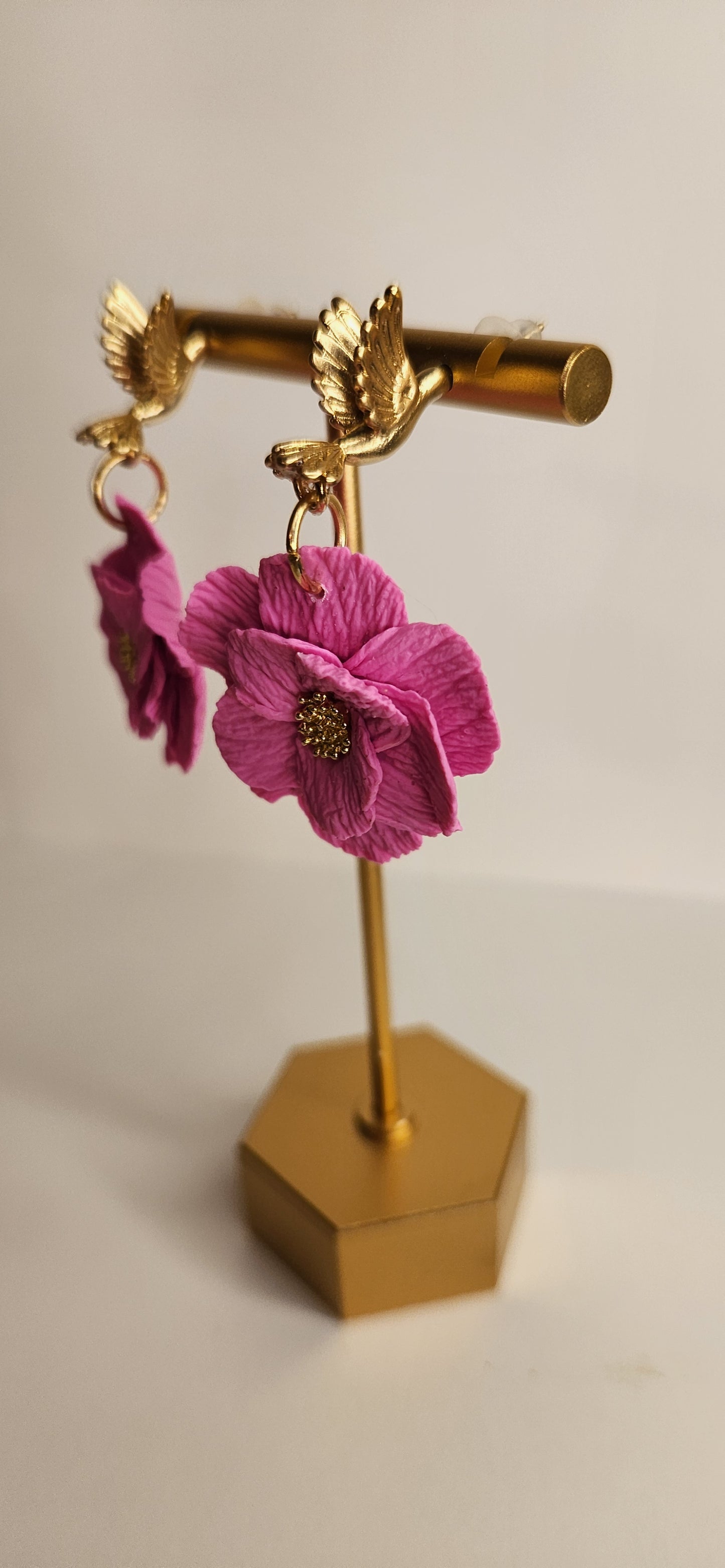 Gold Hummingbird with Pink Flower