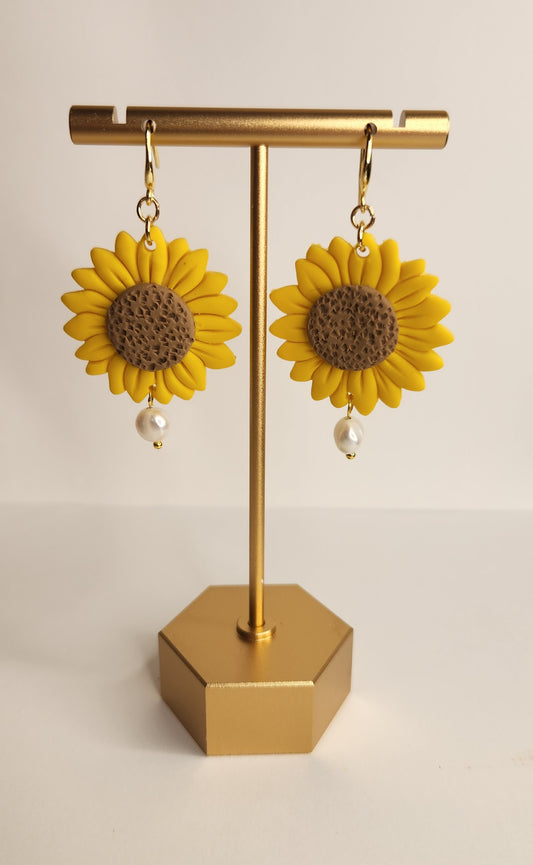Sunflower Dangle with Pearl