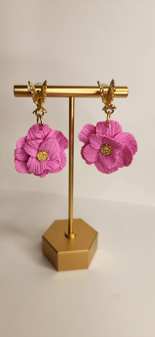 Gold Hummingbird with Pink Flower