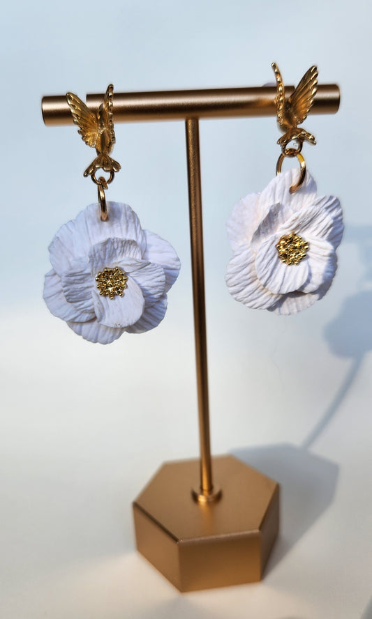 Gold Hummingbird with White Flower