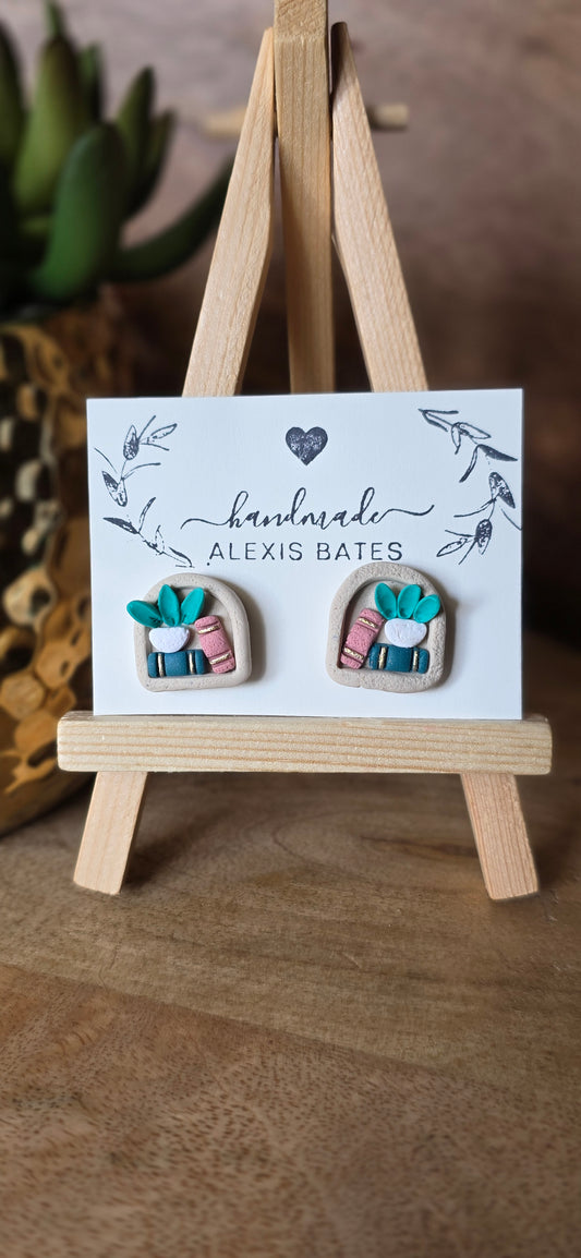 Bookshelf Studs (pink and blue)